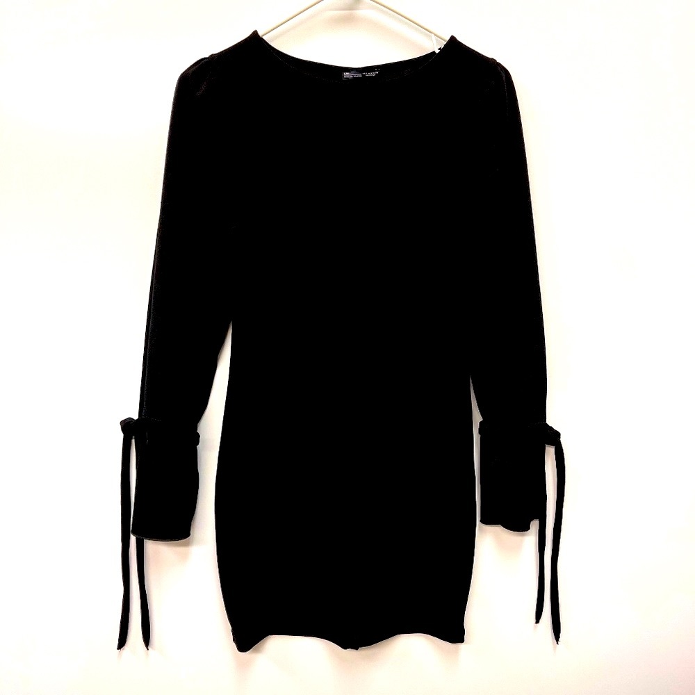 Zara Black long sleeve dress with arm ties‎ Size Small